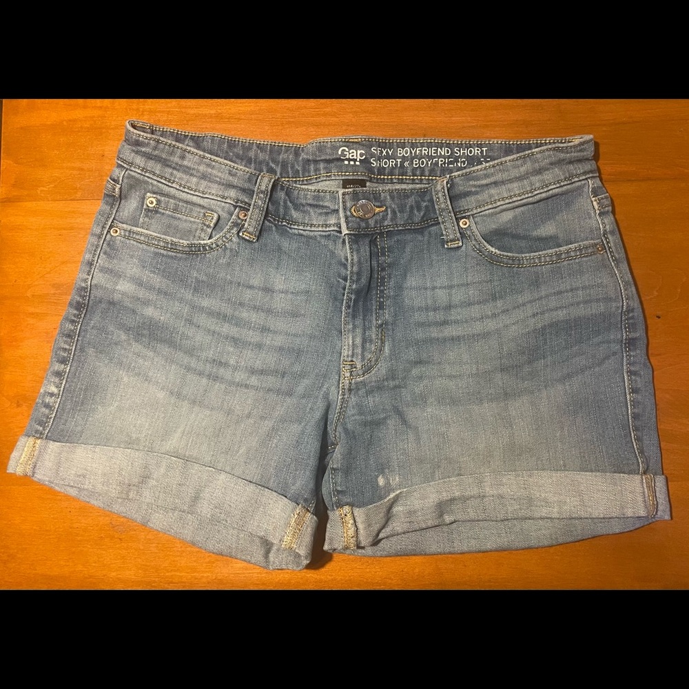 GAP Sexy Boyfriend Shorts, denim, blue, cuff at bottom